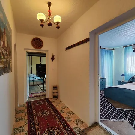 Appartement Retro Retreat Izacic Bihać