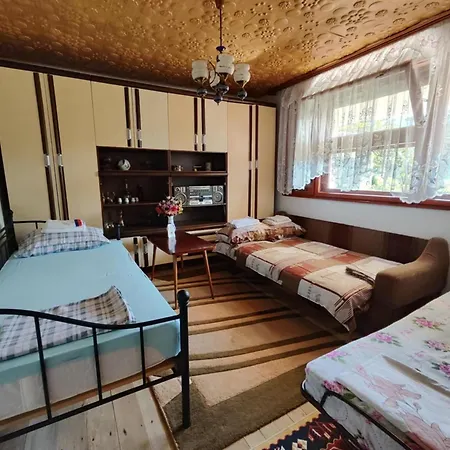 Retro Retreat Izacic * Bihać