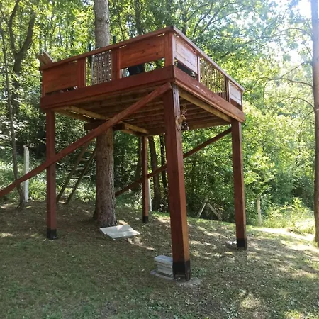 Retro Retreat Izacic דירה Bihać