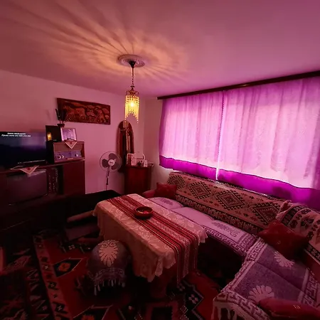 Retro Retreat Izacic Apartment Bihac