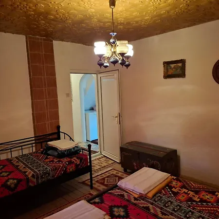 דירה Retro Retreat Izacic